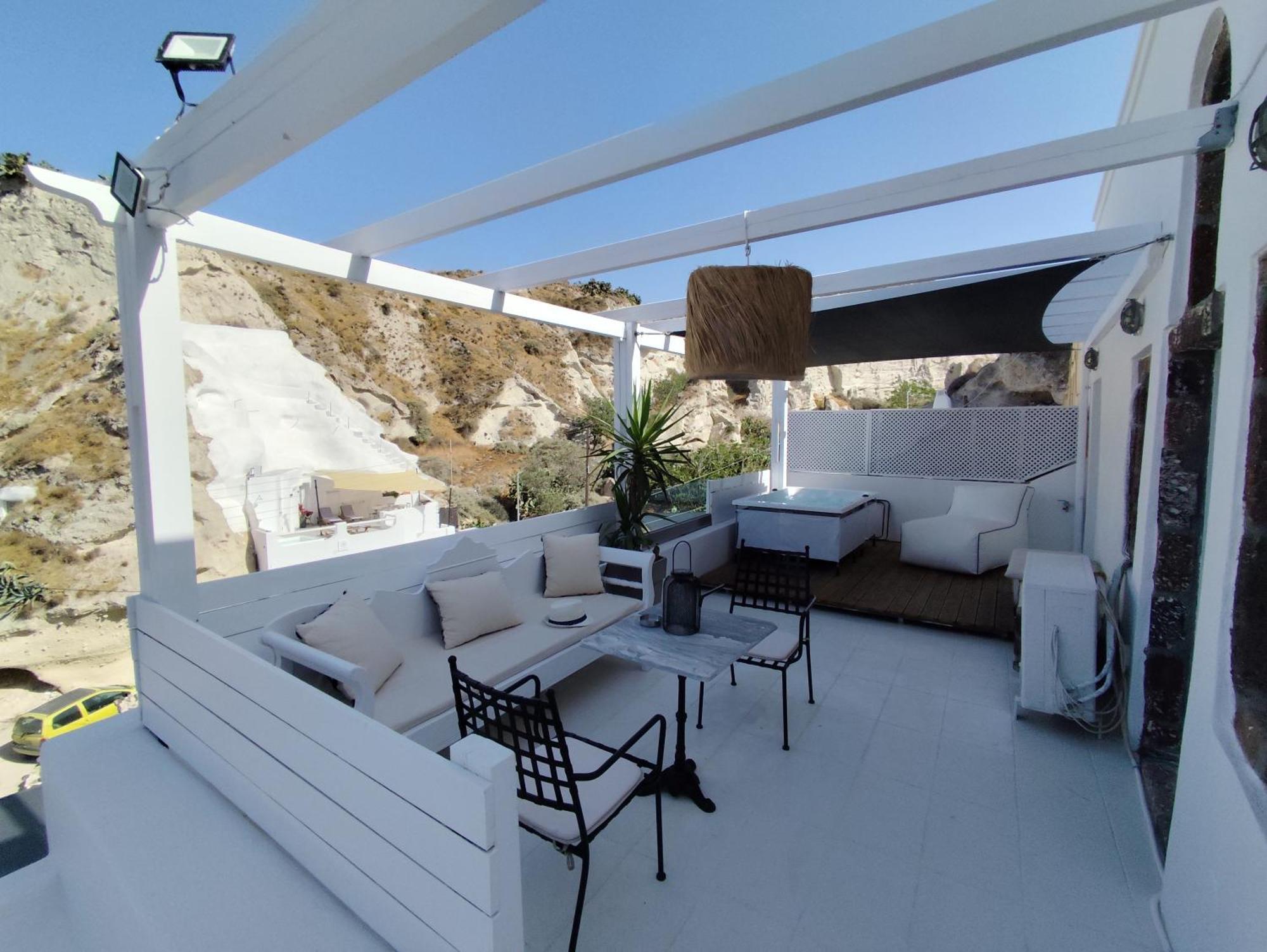 The Magic Luxury Cave Suites Vóthon Exterior foto